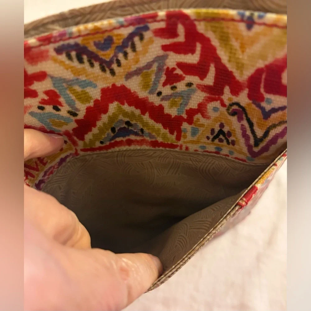 Sakroots Crossbody Bag❤️🤎🧡🤍💛🩵💜 - Picture 12 of 15